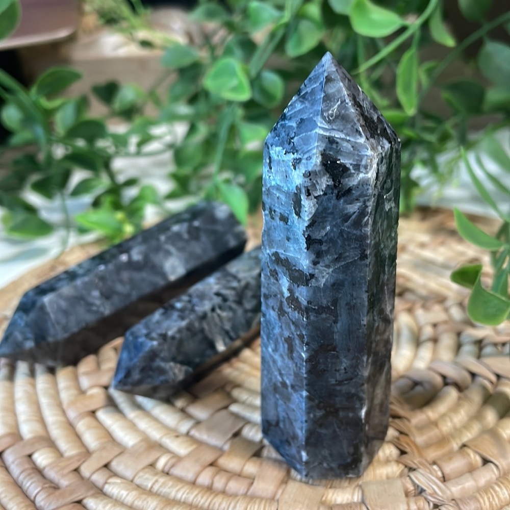 Larvikite Tower Crystal Gemstone Point Black Flash - Picture 4 of 13
